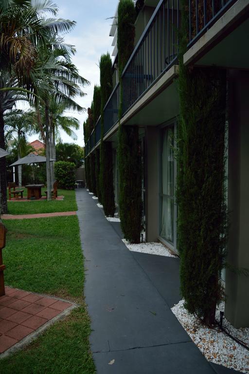 Motel 98 Rockhampton Exterior photo