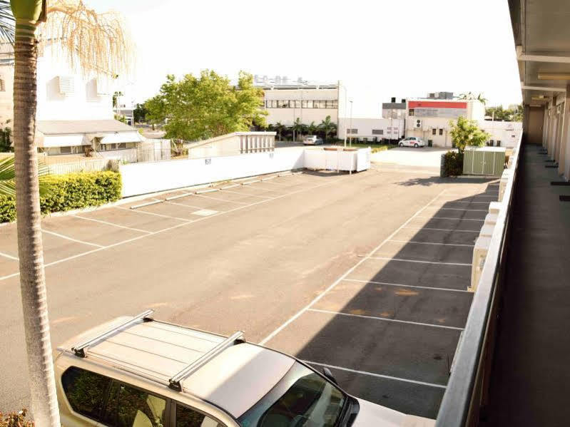 Motel 98 Rockhampton Exterior photo