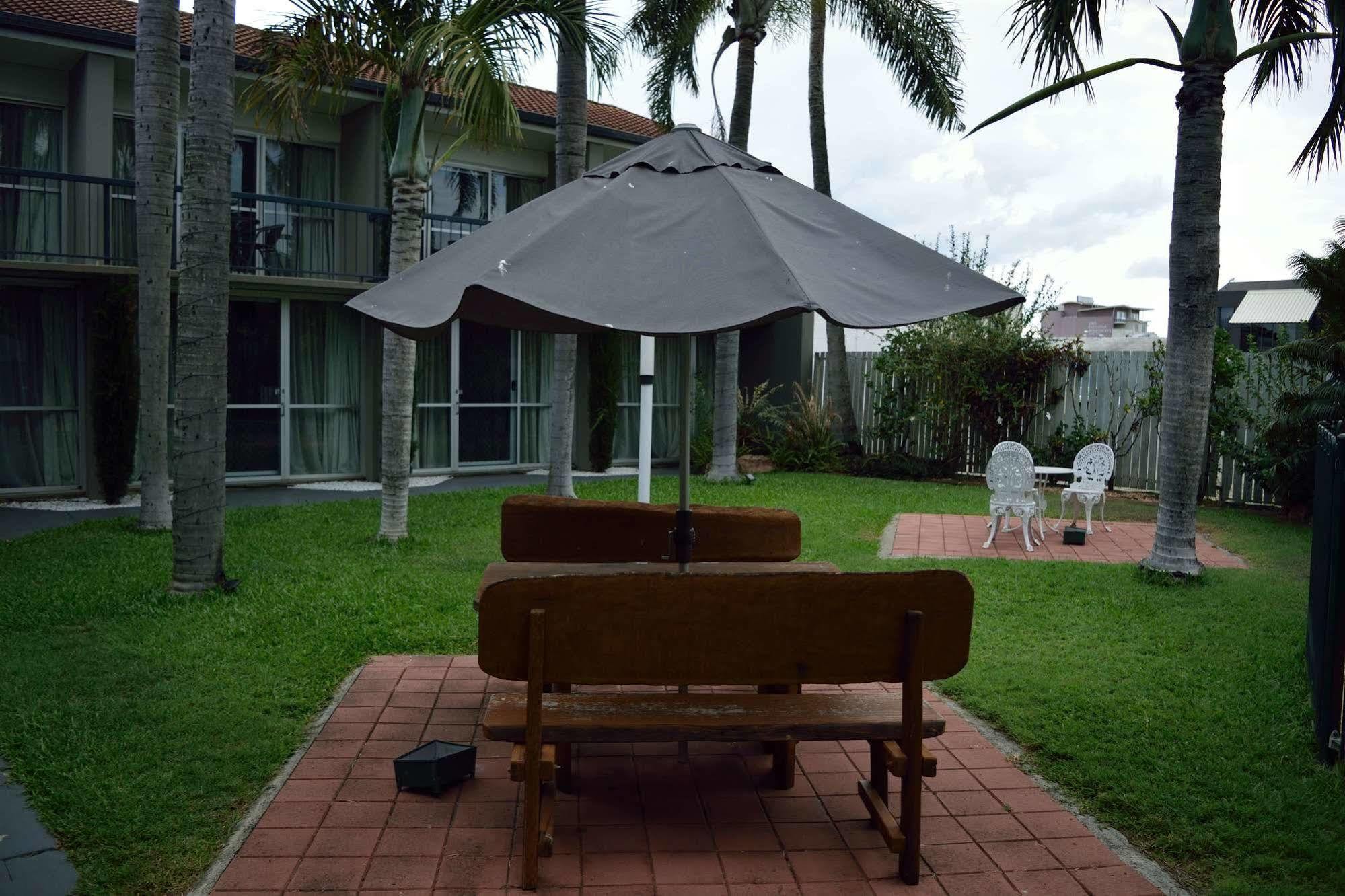 Motel 98 Rockhampton Exterior photo